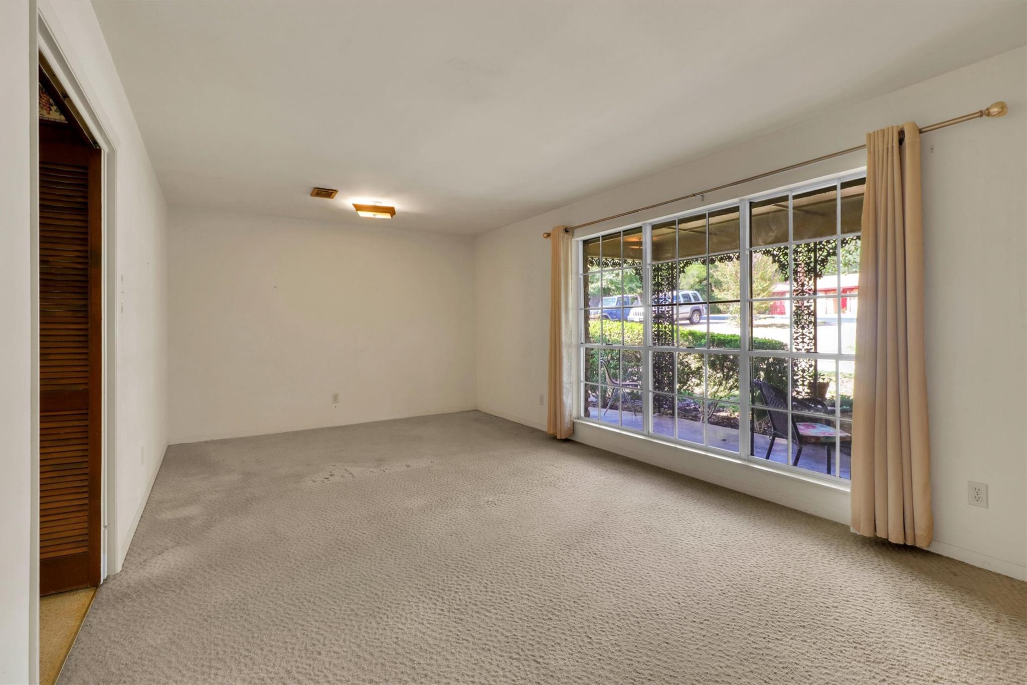 1109 Hollybluff St, Austin, TX 78753