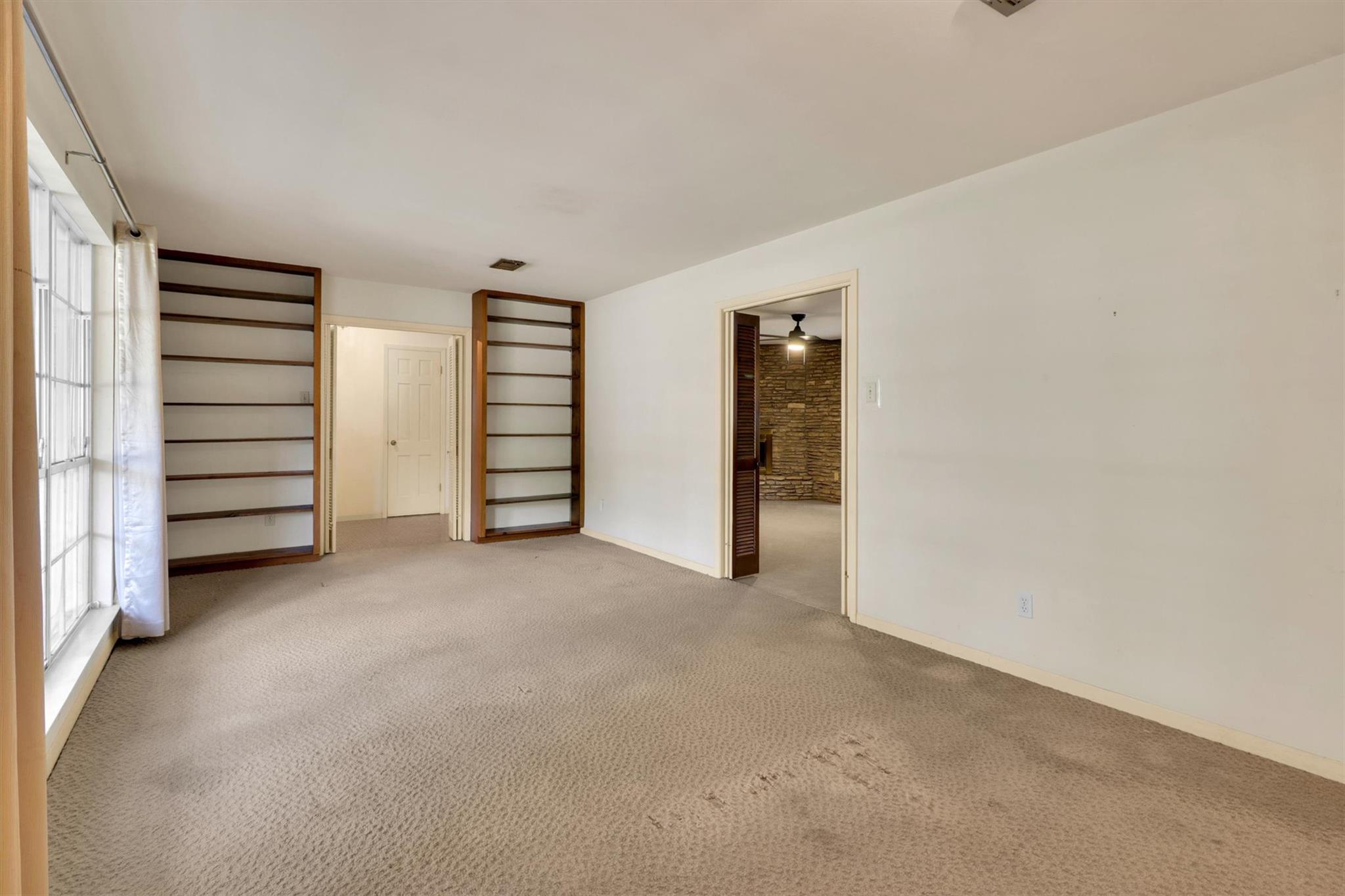 1109 Hollybluff St, Austin, TX 78753