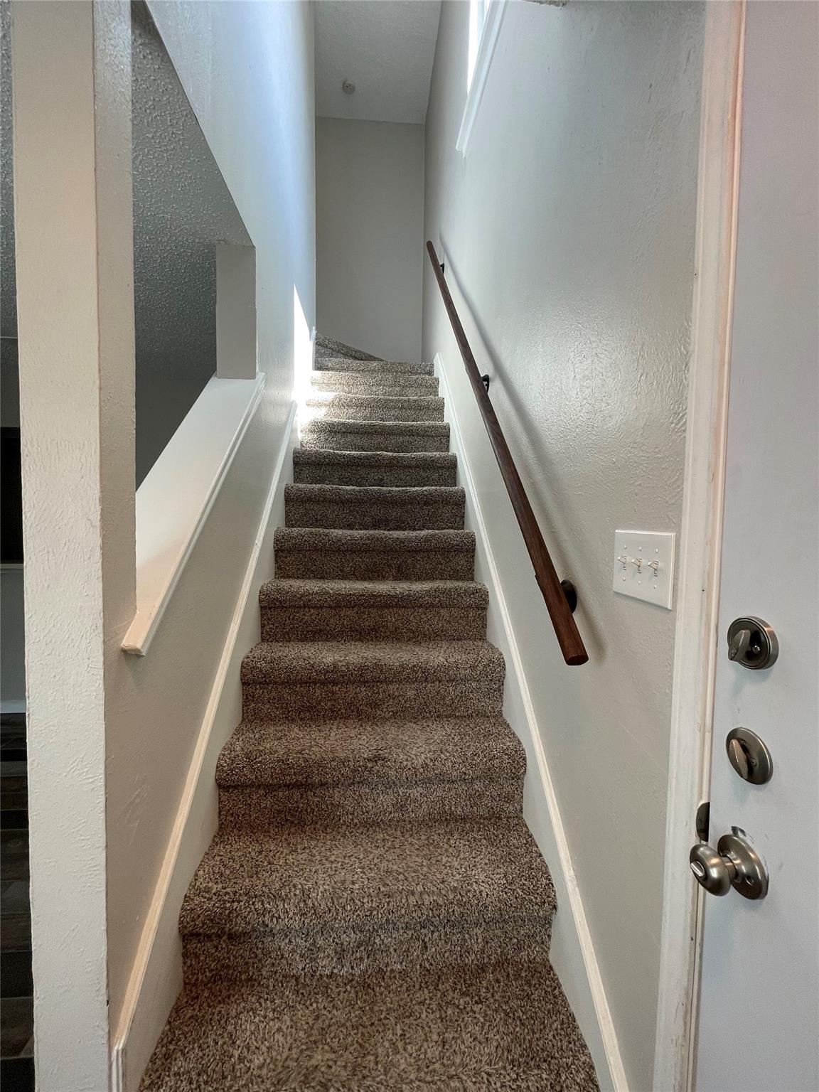 8810 Springmail Cir # B, Austin, TX 78729