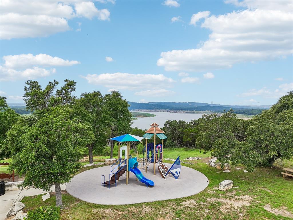 8212 Purple Aster Pass, Lago Vista, TX 78645