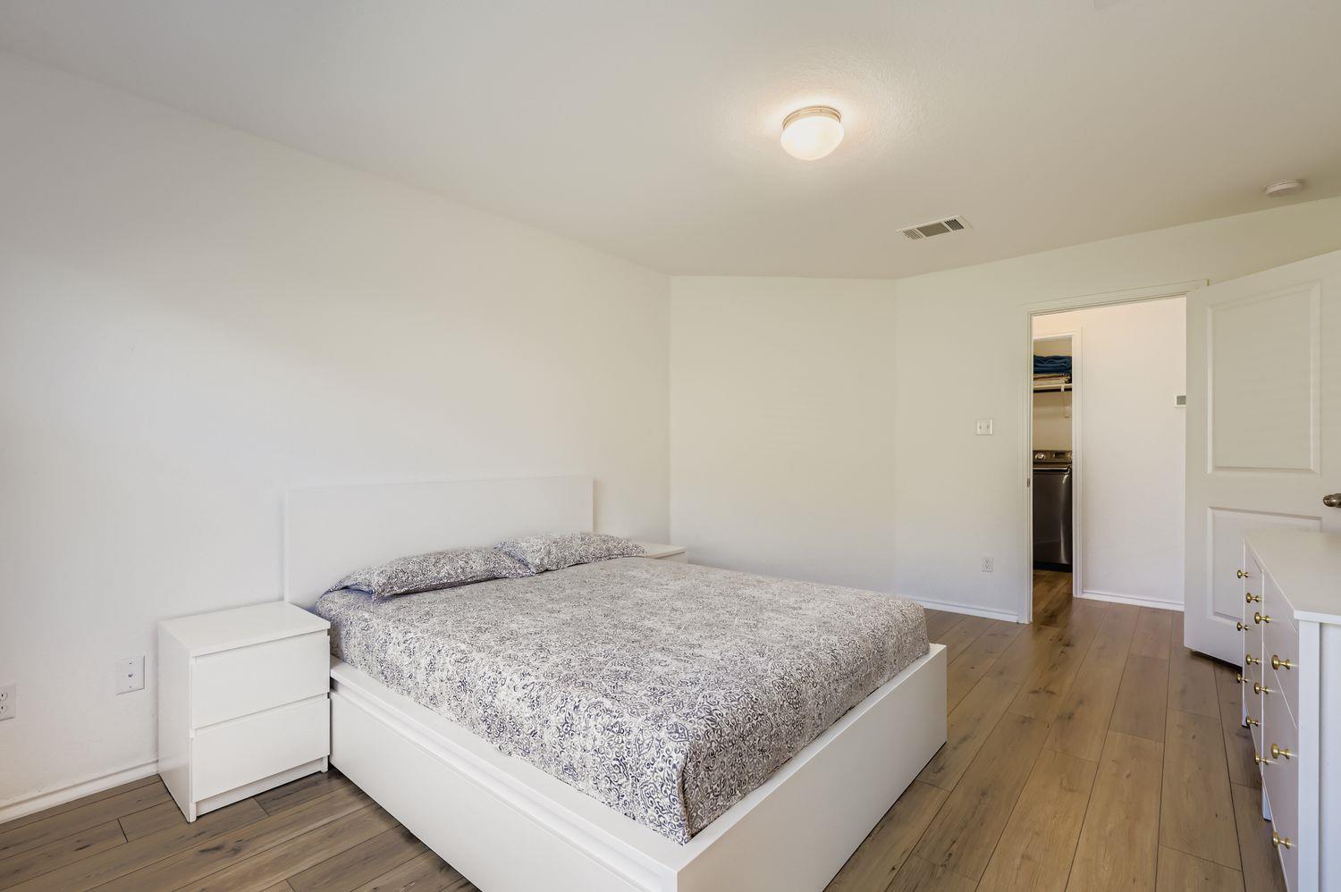 8212 Purple Aster Pass, Lago Vista, TX 78645