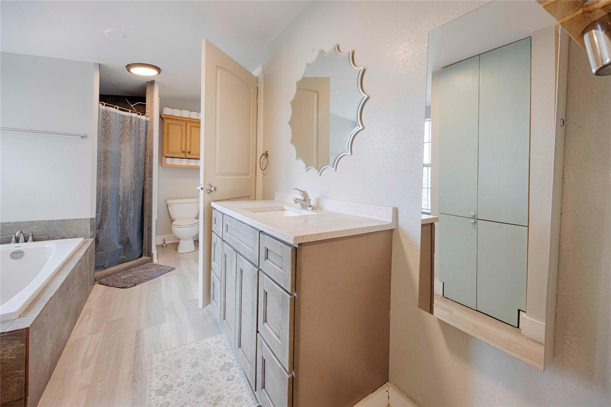 371 County Road 146, Hallettsville, TX 77964