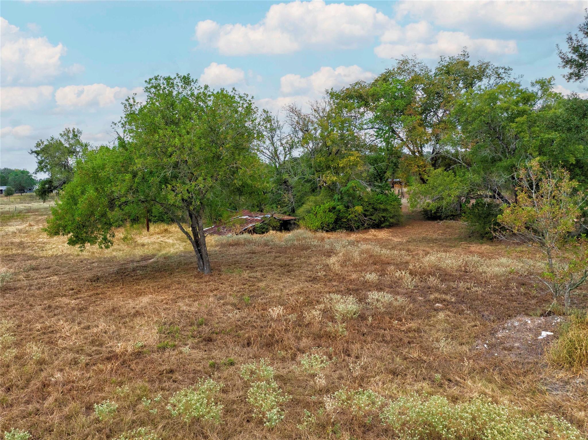 371 County Road 146, Hallettsville, TX 77964