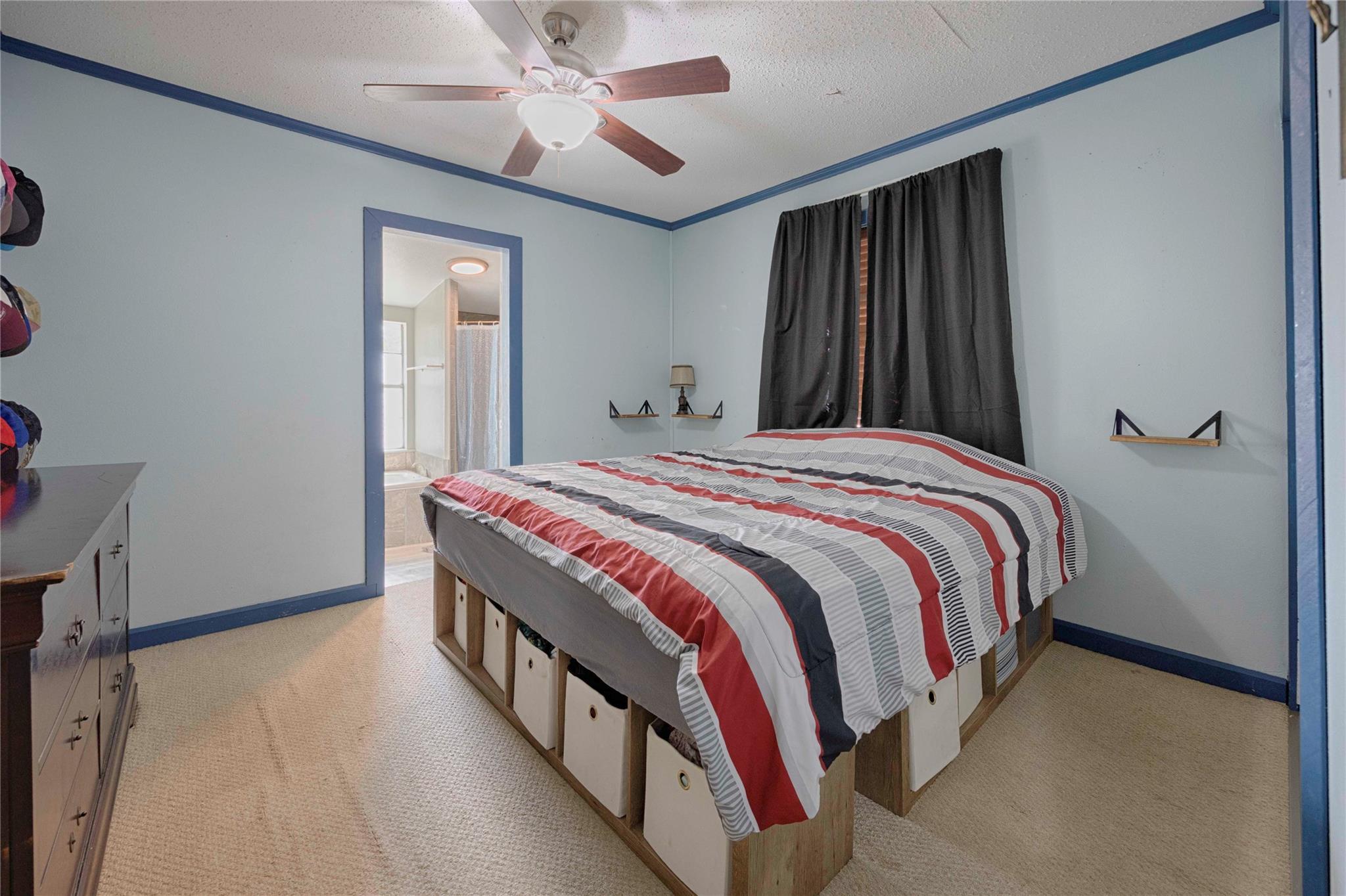 371 County Road 146, Hallettsville, TX 77964