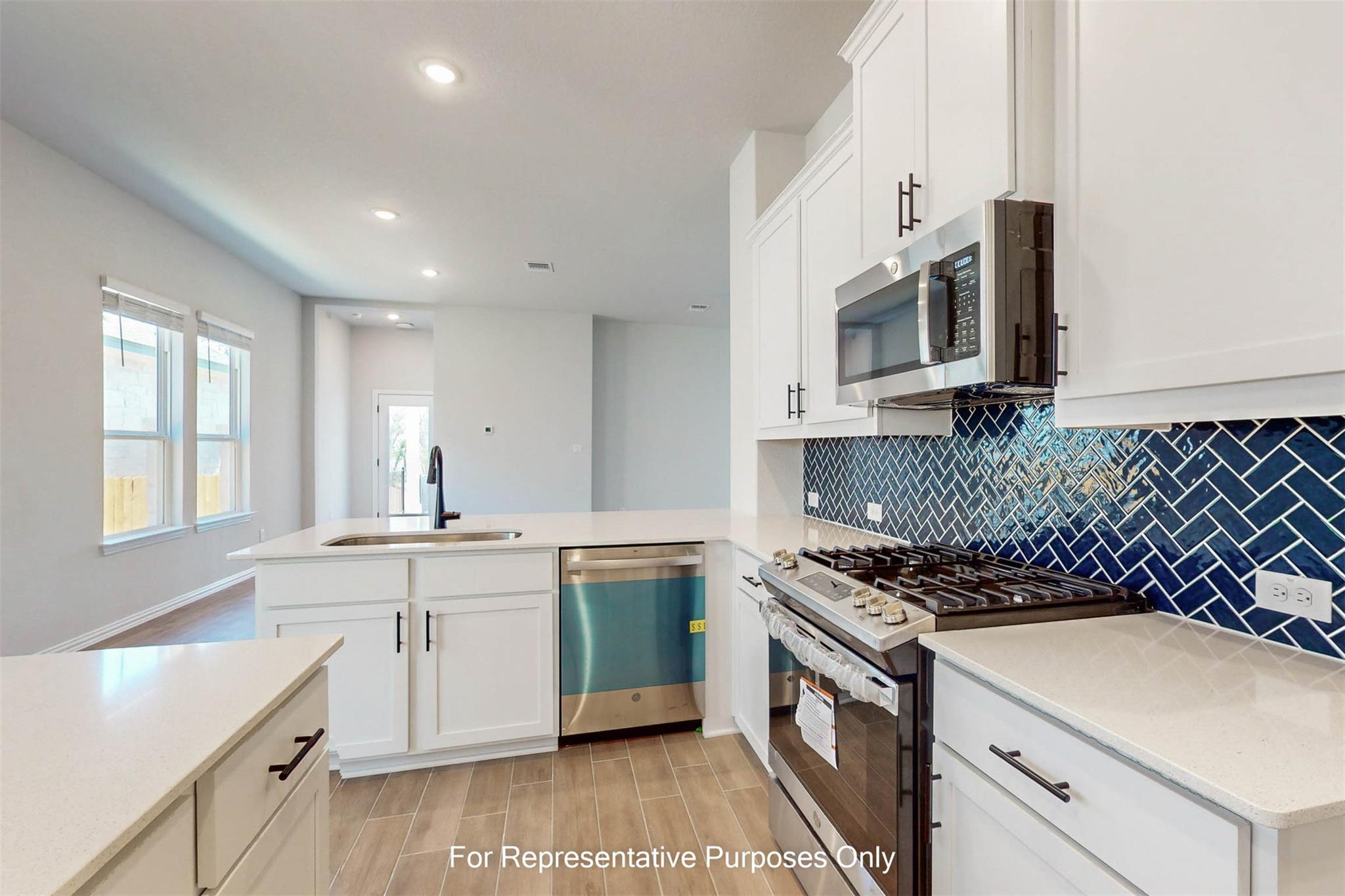 247 Grayson Elm Pass, Dripping Springs, TX 78620