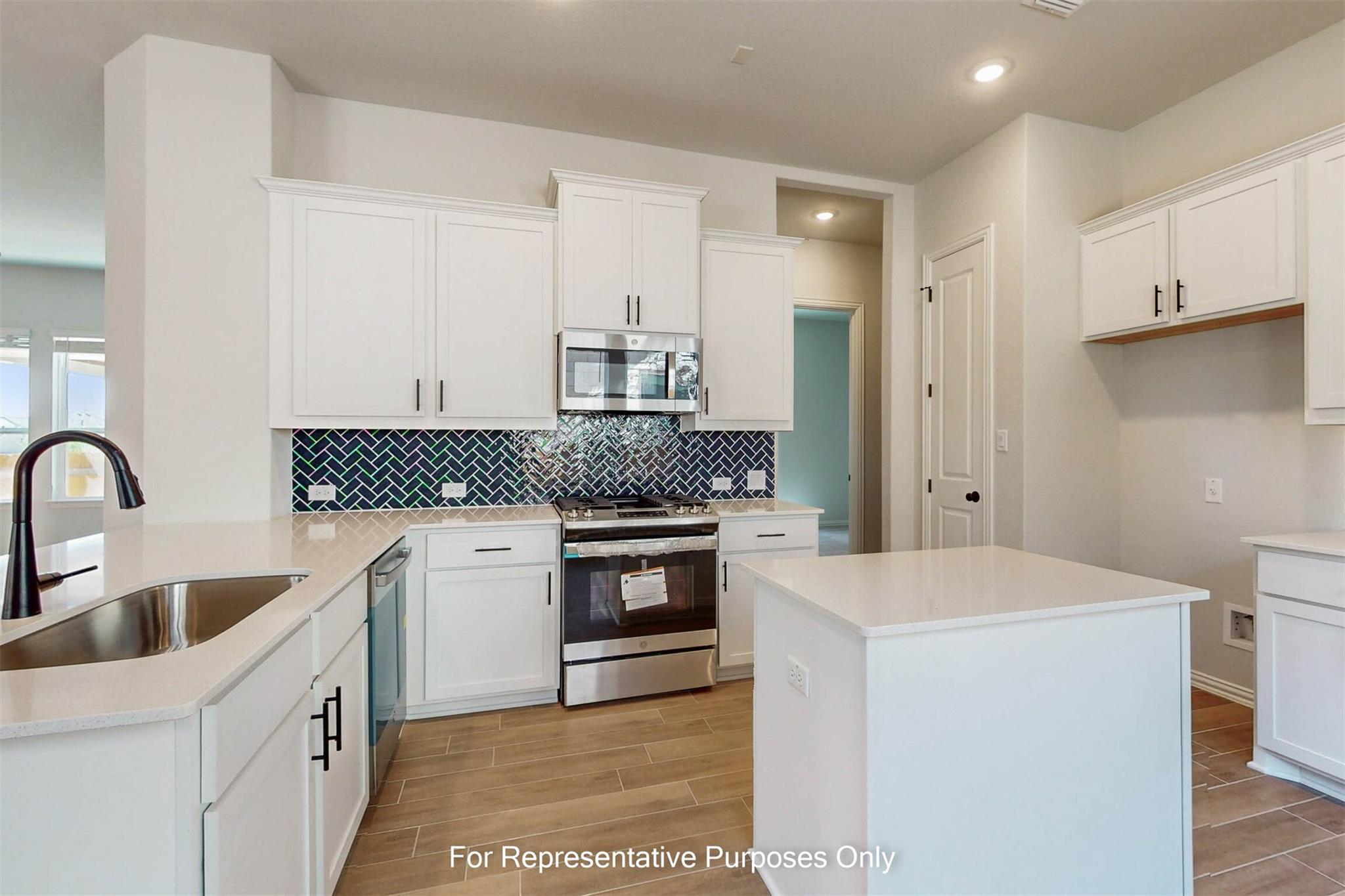 247 Grayson Elm Pass, Dripping Springs, TX 78620