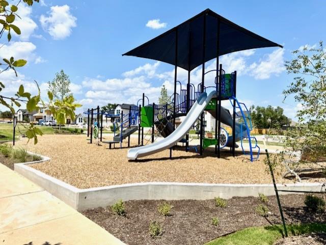 247 Grayson Elm Pass, Dripping Springs, TX 78620