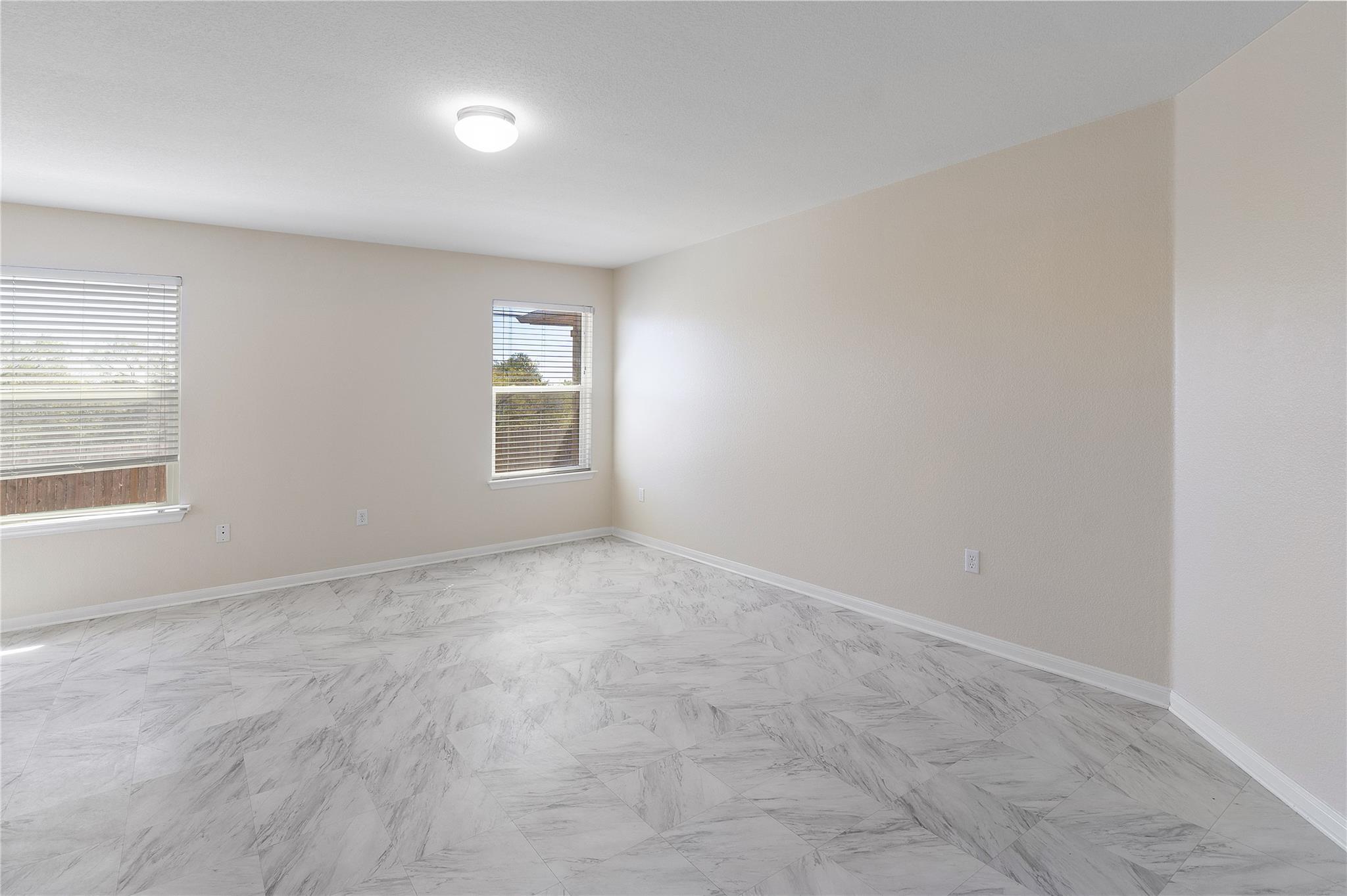 18436 Weatherby Ln, Elgin, TX 78621