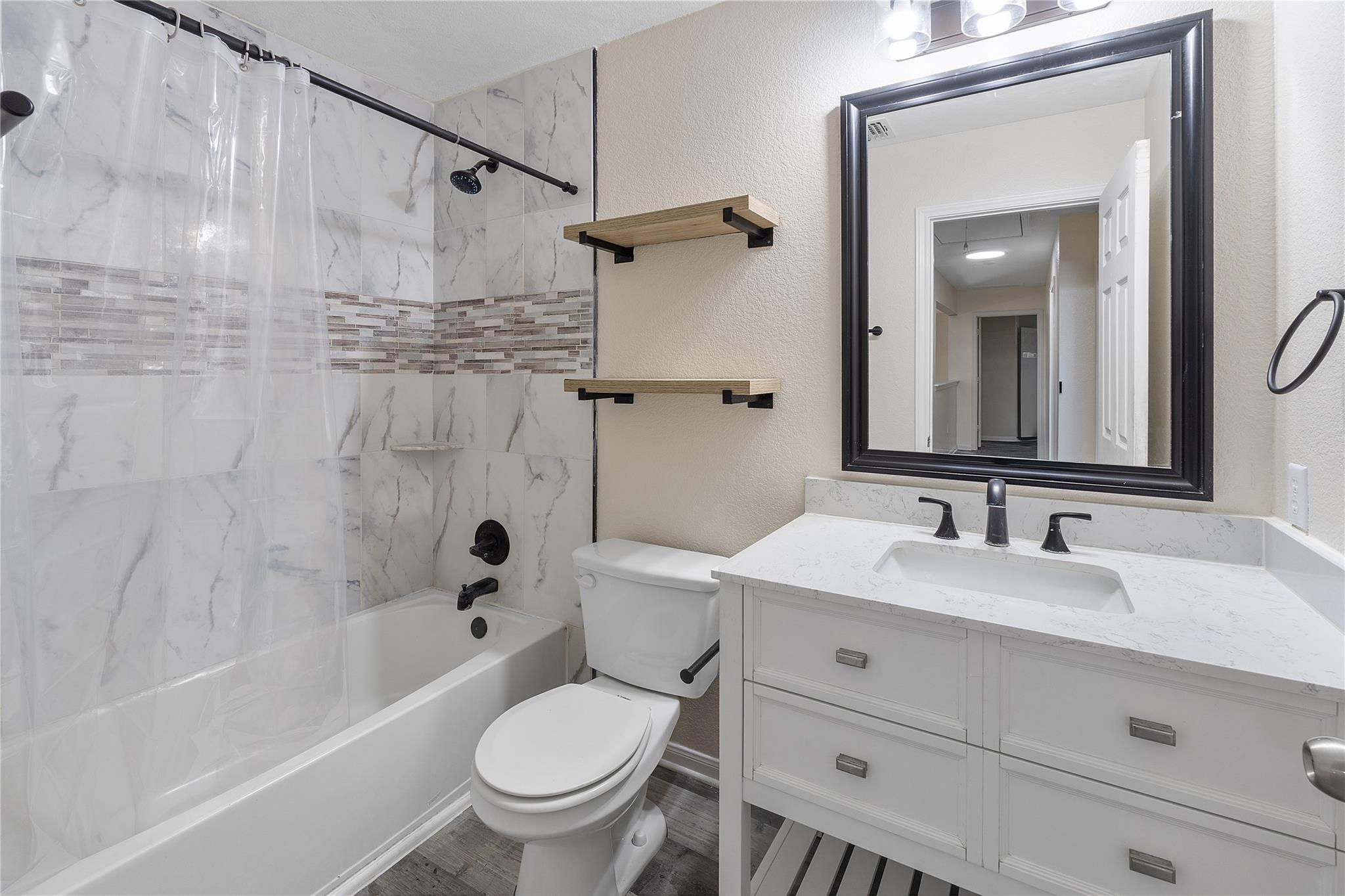 18436 Weatherby Ln, Elgin, TX 78621