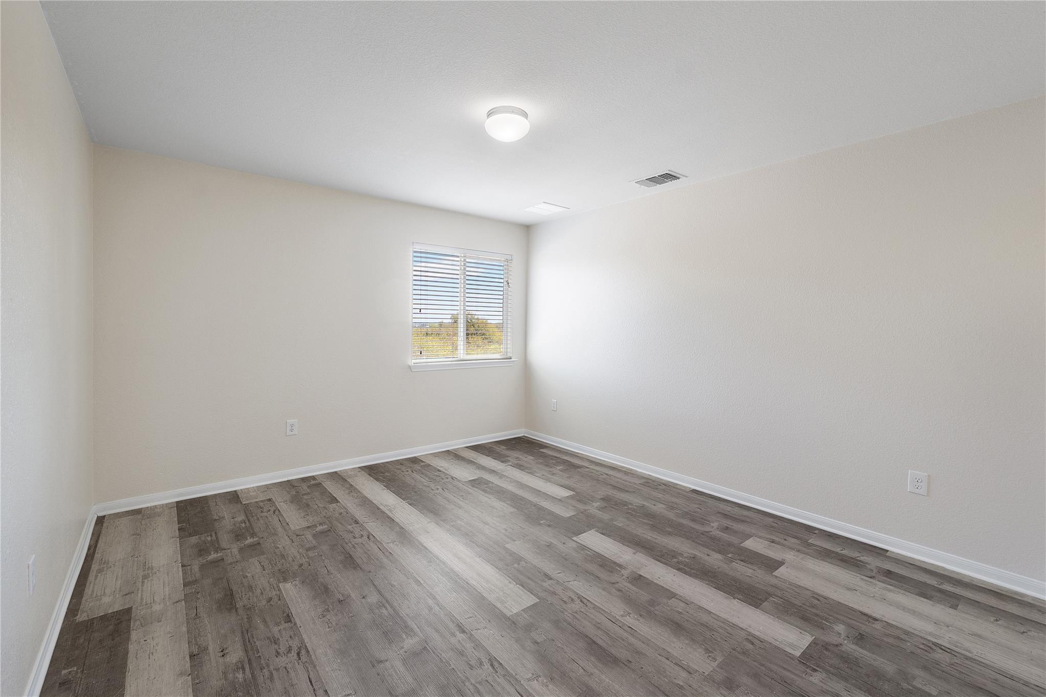 18436 Weatherby Ln, Elgin, TX 78621