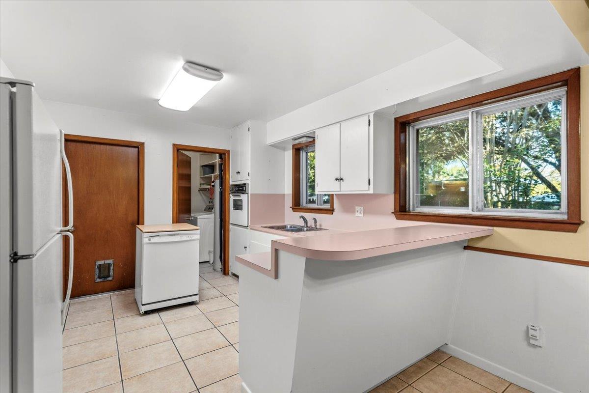 3210 Bruce Dr, Austin, TX 78735