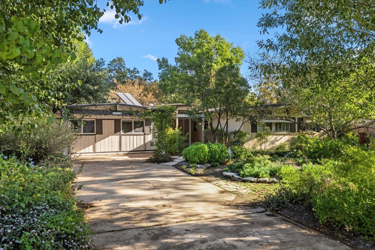 3210 Bruce Dr, Austin, TX 78735