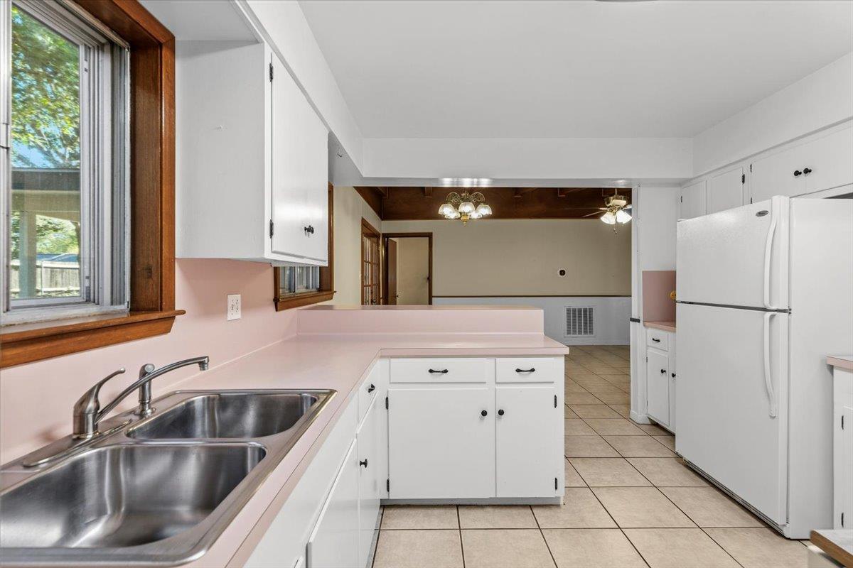 3210 Bruce Dr, Austin, TX 78735