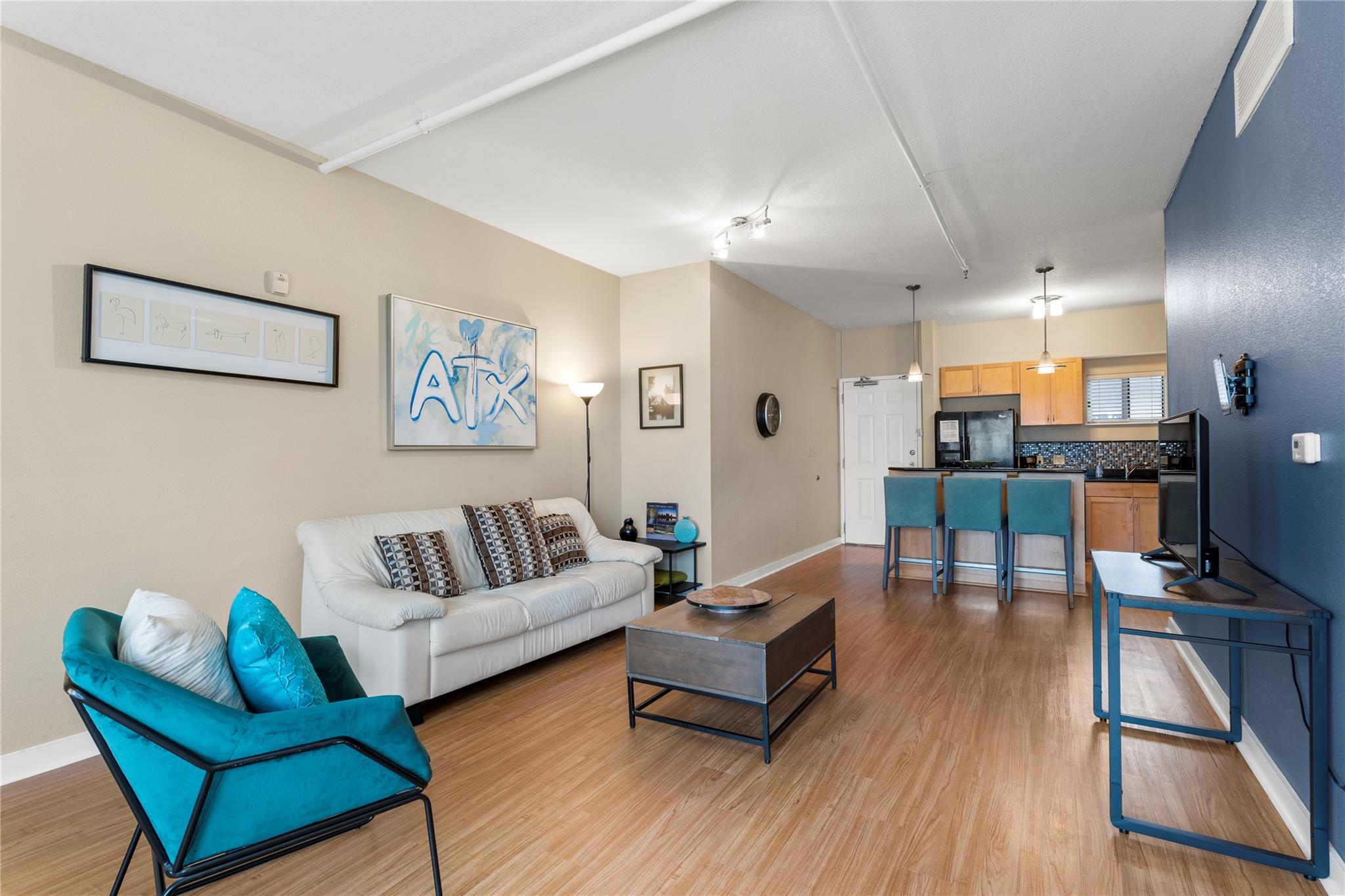 711 W 26th St # 706, Austin, TX 78705