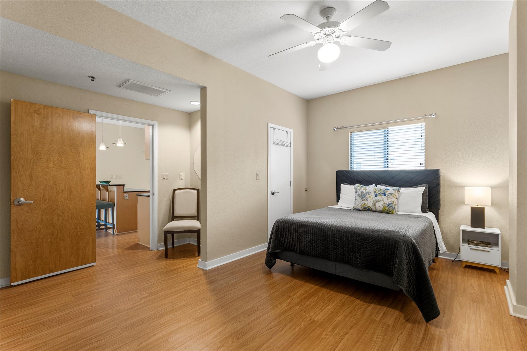 711 W 26th St # 706, Austin, TX 78705