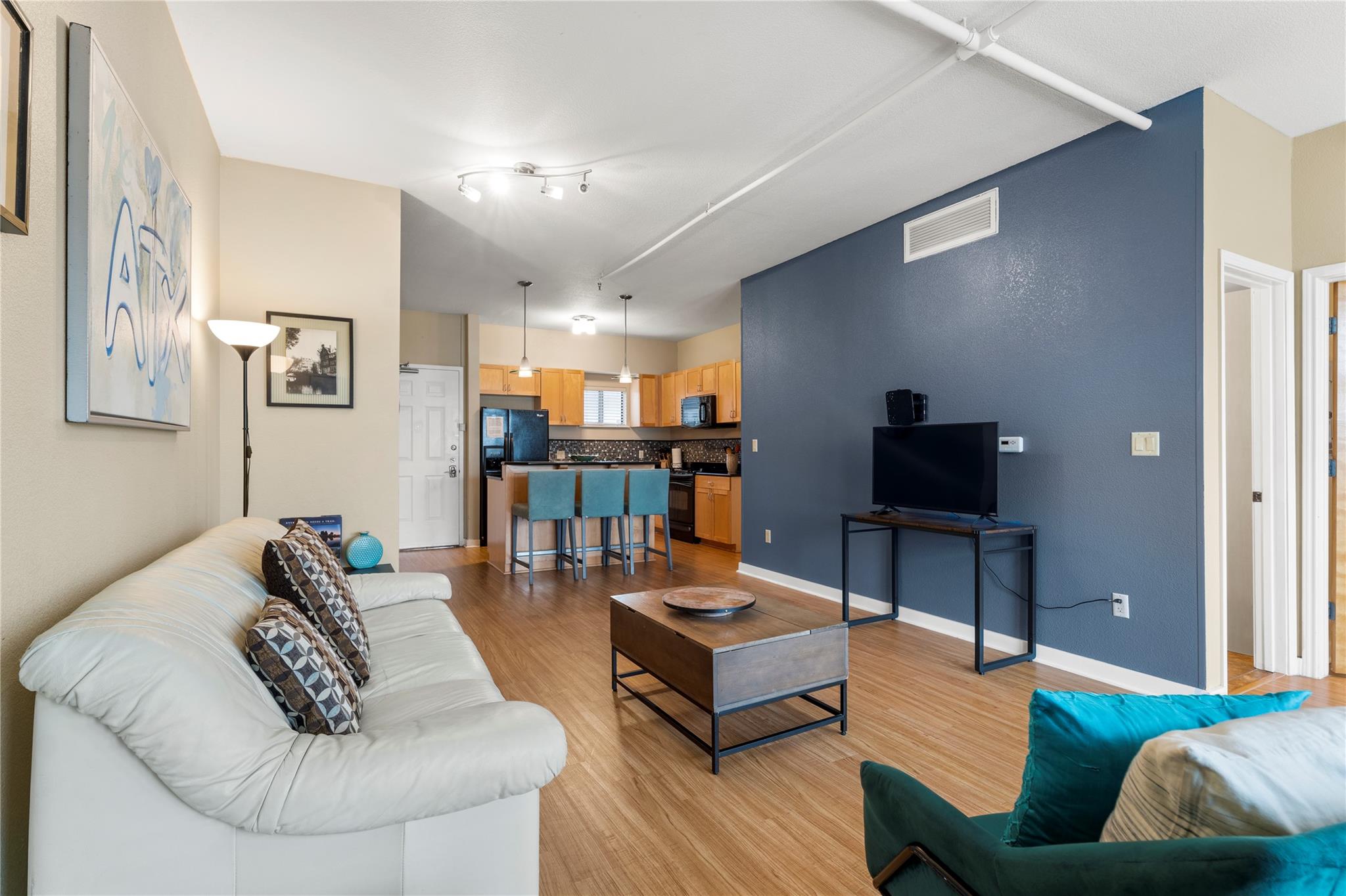 711 W 26th St # 706, Austin, TX 78705