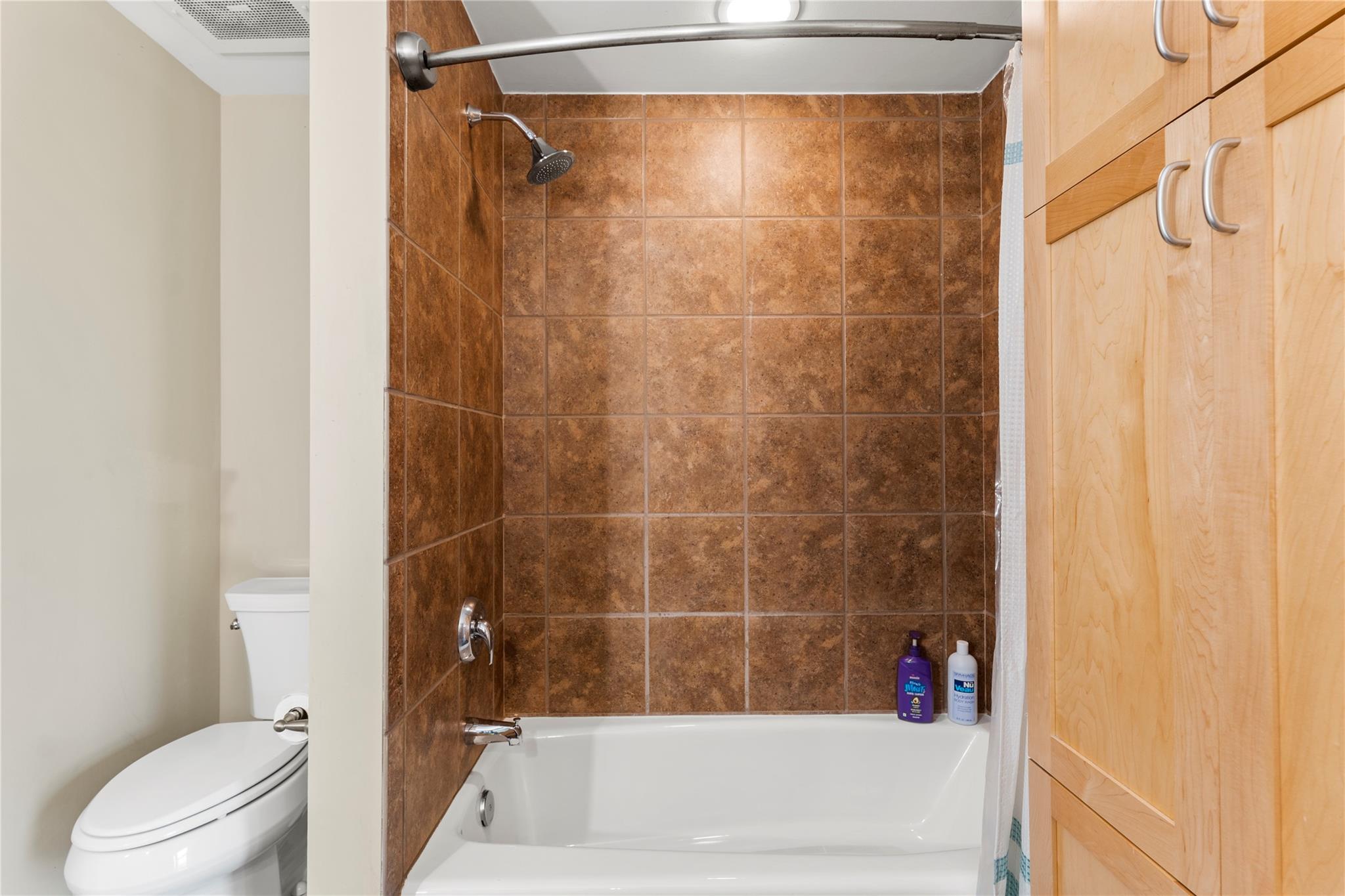 711 W 26th St # 706, Austin, TX 78705