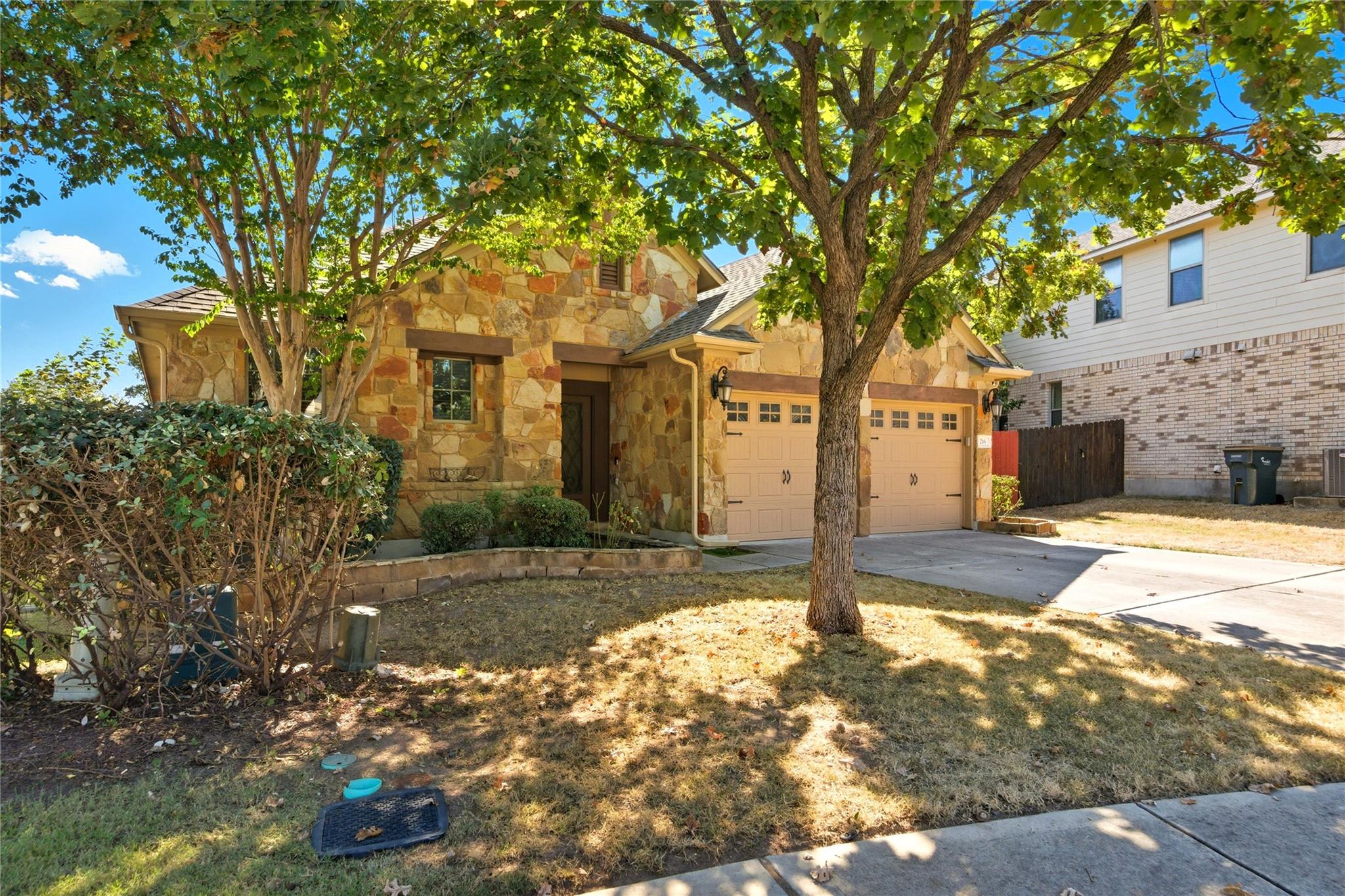 216 Great Circle Cv, Austin, TX 78717