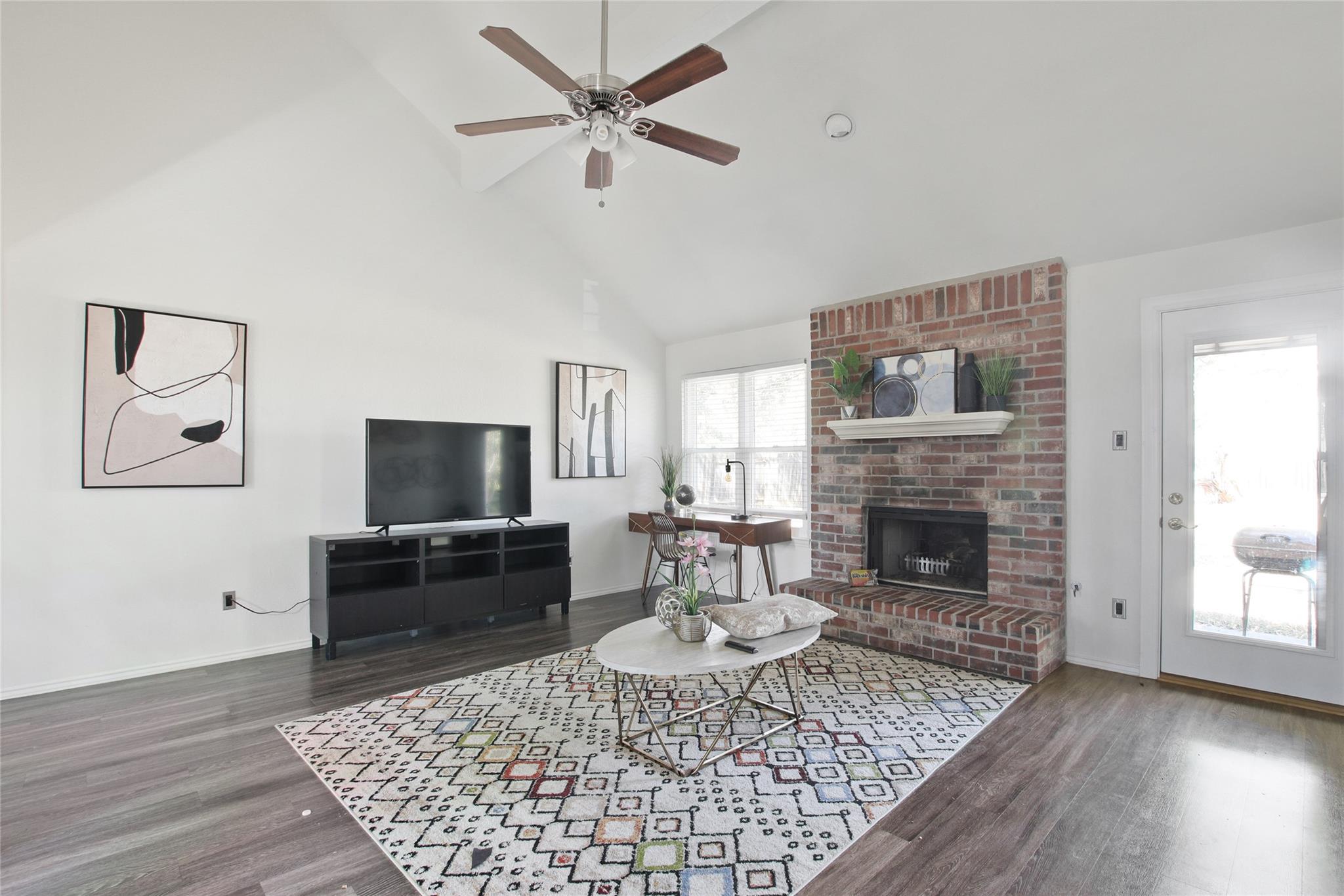 1712 Somerset Dr, Round Rock, TX 78681