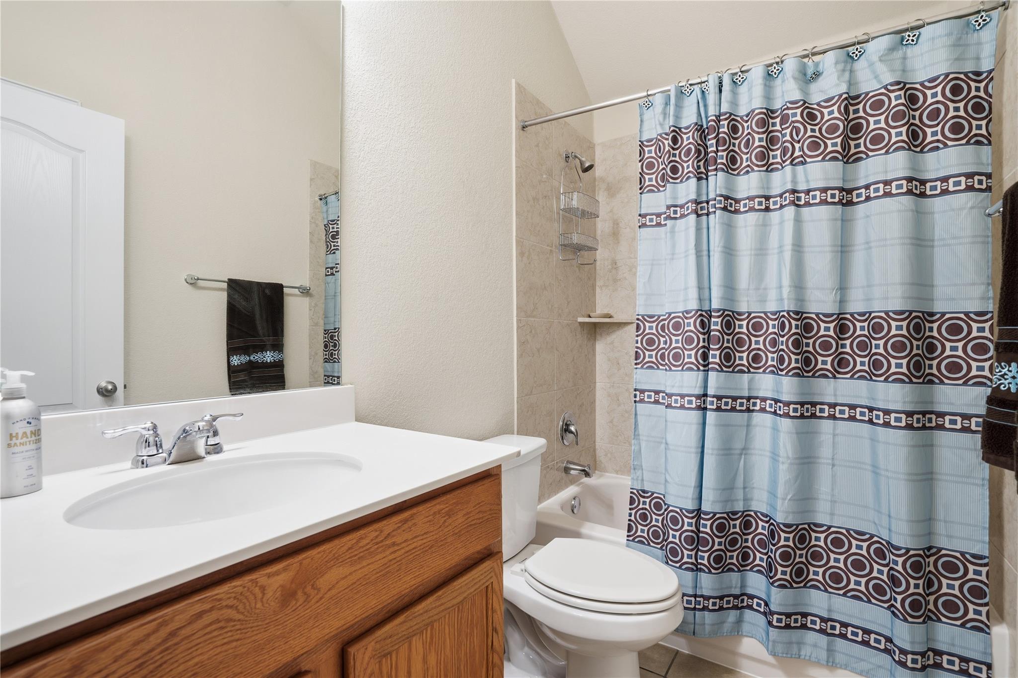 757 Oyster Crk, Buda, TX 78610