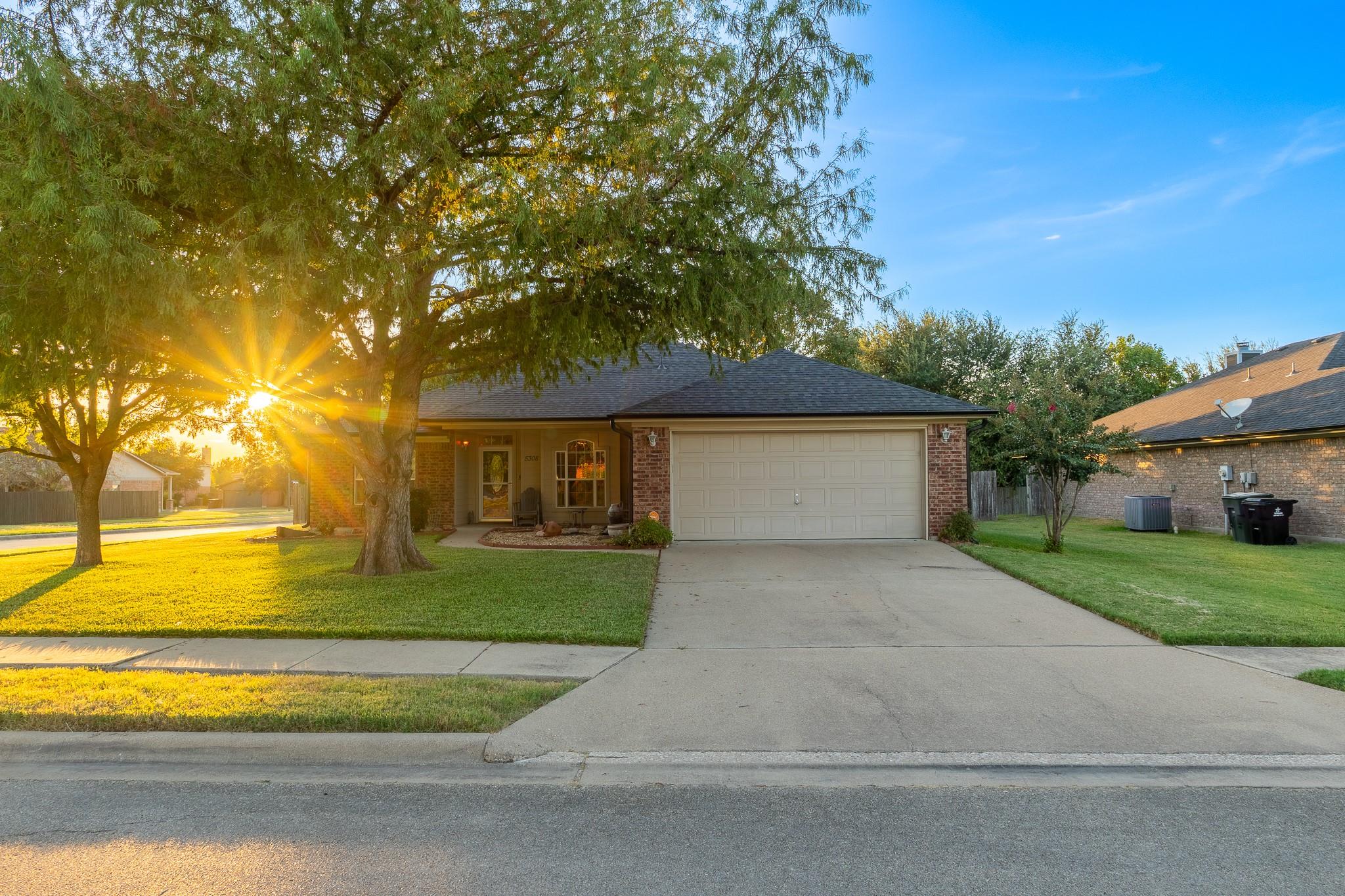 5308 Southern Crossing Dr, Temple, TX 76502