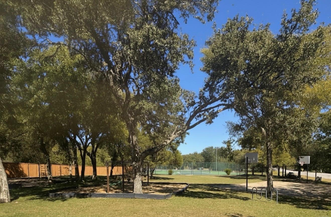 8806 El Rey Blvd, Austin, TX 78737