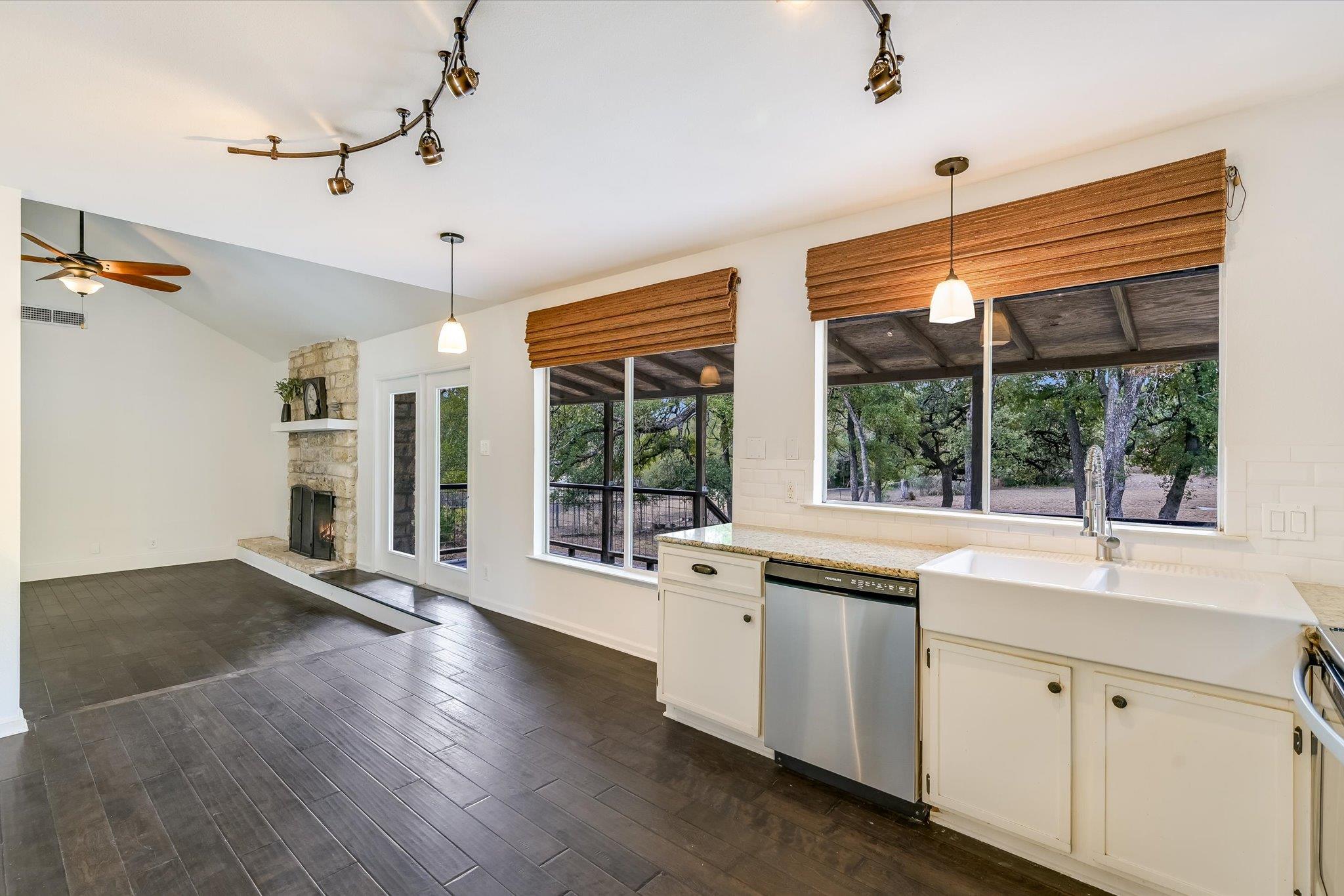 8806 El Rey Blvd, Austin, TX 78737