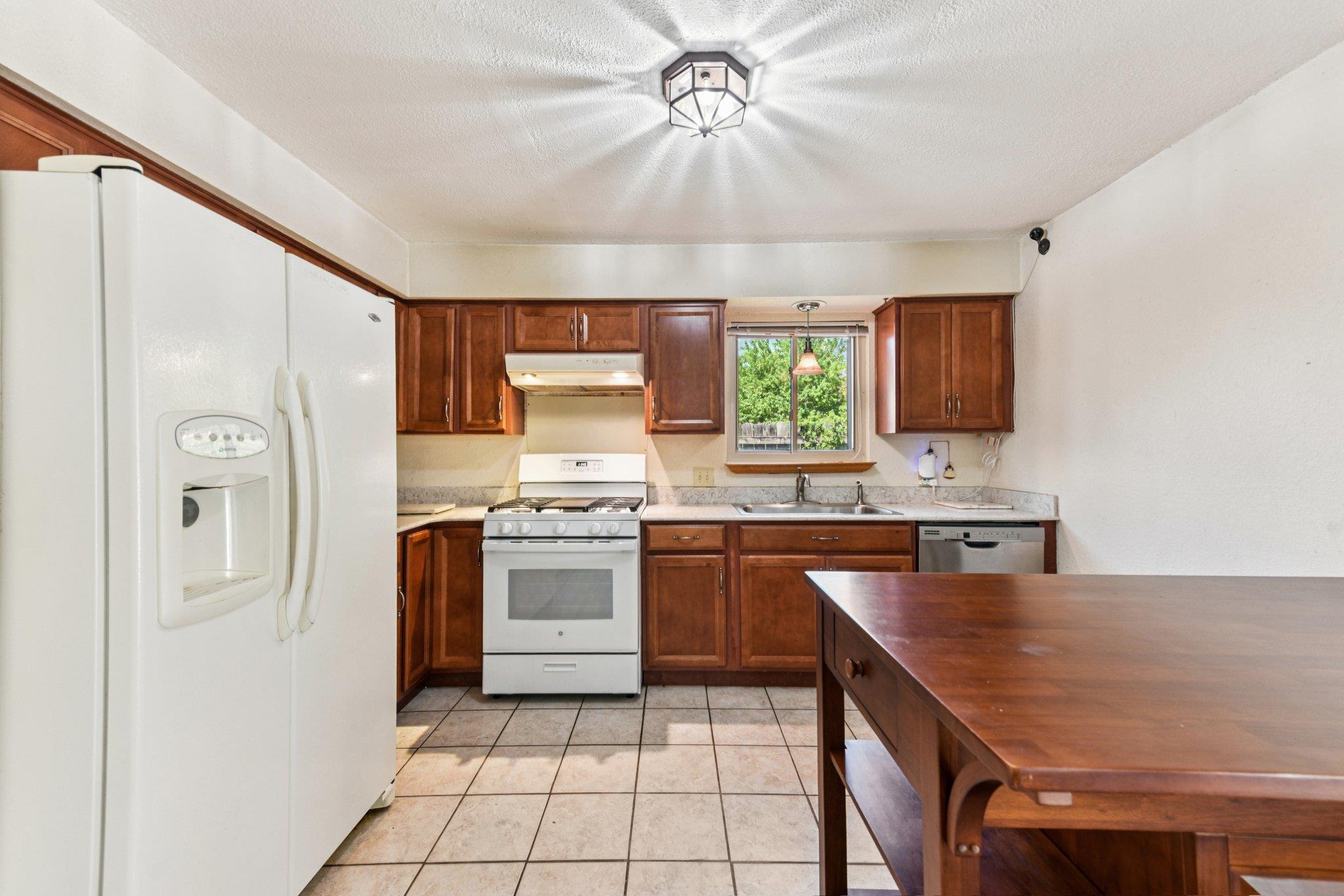 8318 Gallatin Dr, Austin, TX 78736