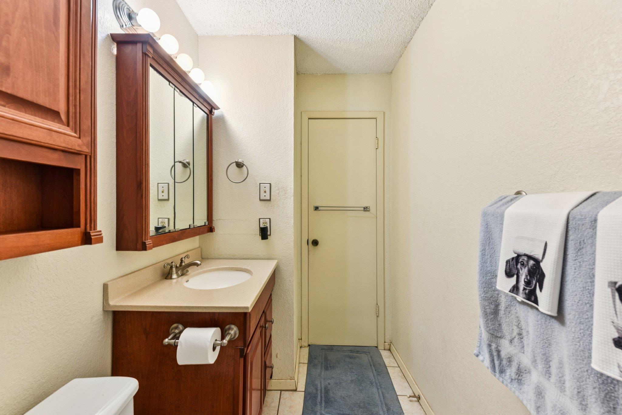 8318 Gallatin Dr, Austin, TX 78736