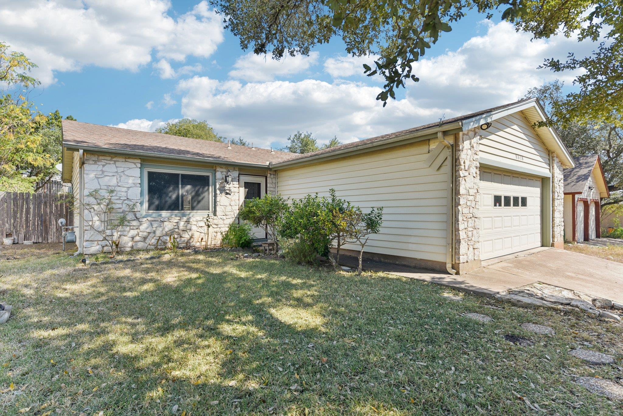 8318 Gallatin Dr, Austin, TX 78736