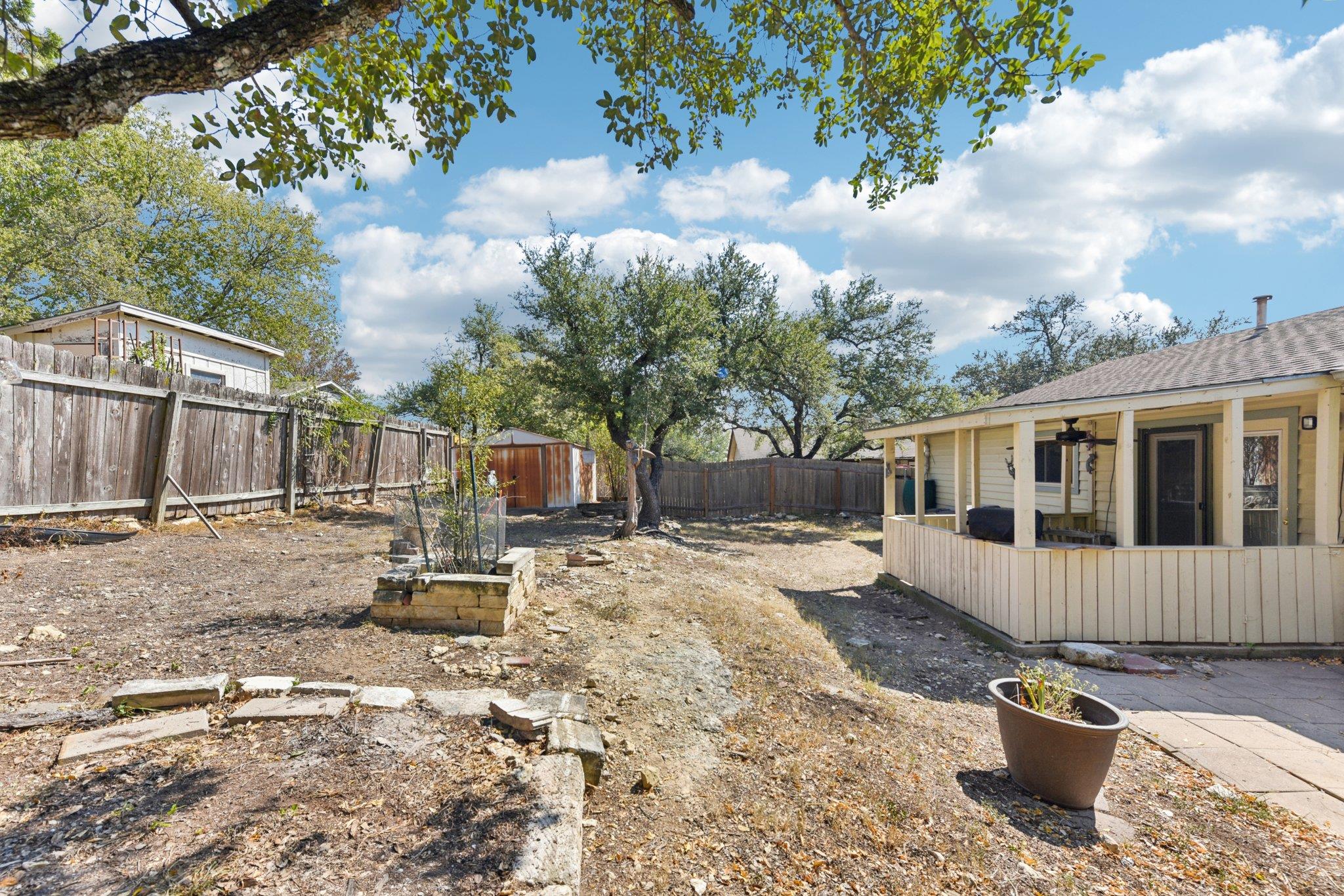 8318 Gallatin Dr, Austin, TX 78736