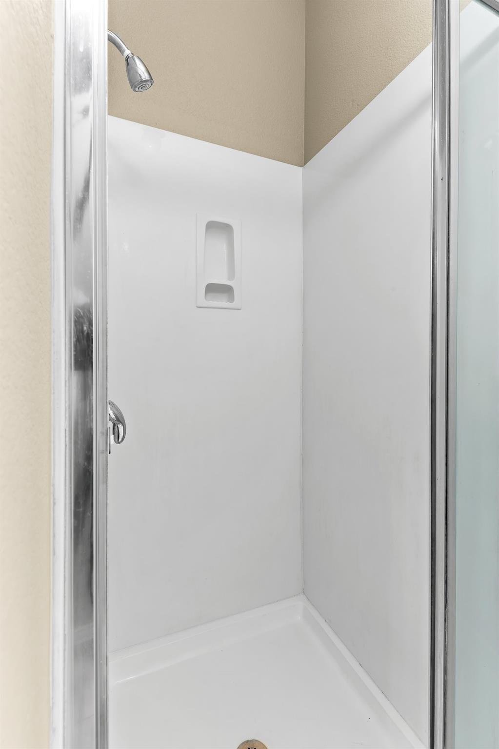 208 Pecanwood S, Kyle, TX 78640