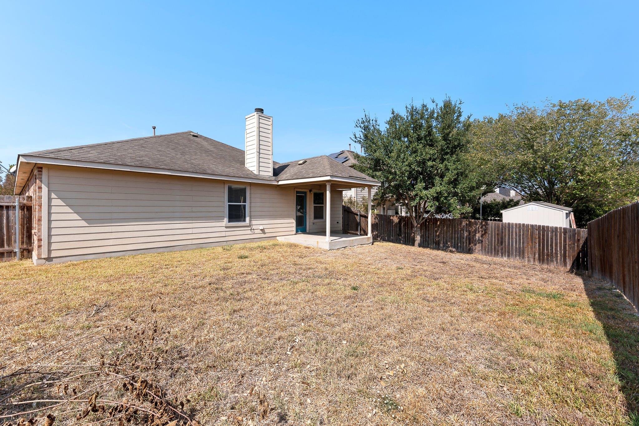 208 Pecanwood S, Kyle, TX 78640