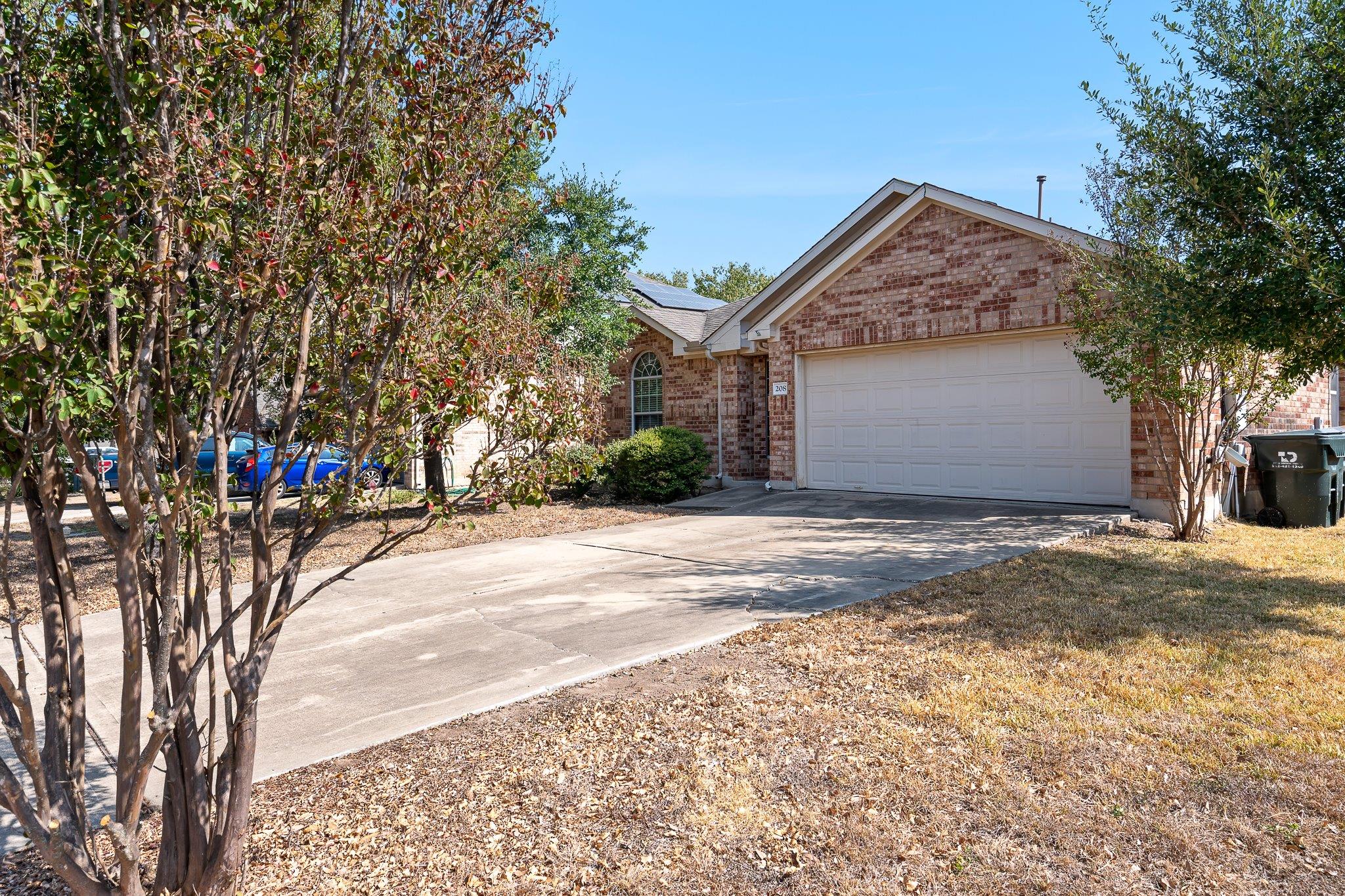 208 Pecanwood S, Kyle, TX 78640