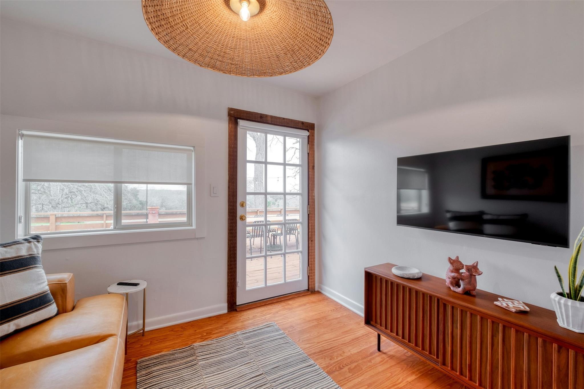 317 Walnut Creek Rd, Bastrop, TX 78602