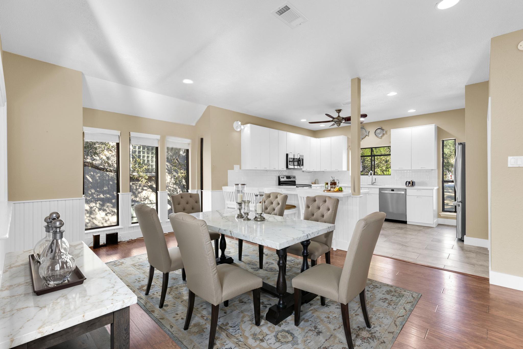 22012 Briarcliff Dr, Spicewood, TX 78669