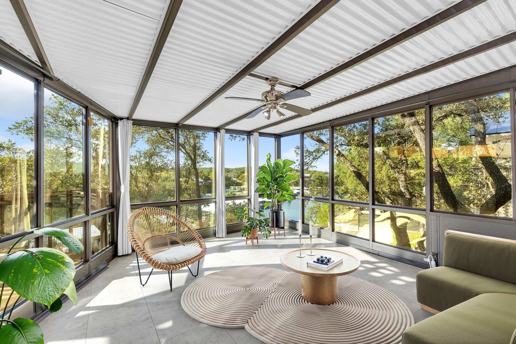 22012 Briarcliff Dr, Spicewood, TX 78669