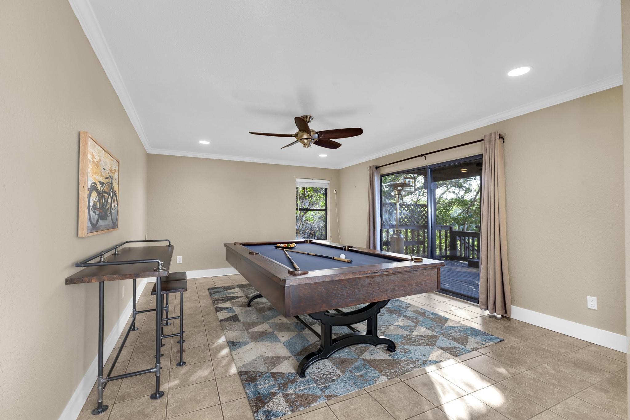 22012 Briarcliff Dr, Spicewood, TX 78669