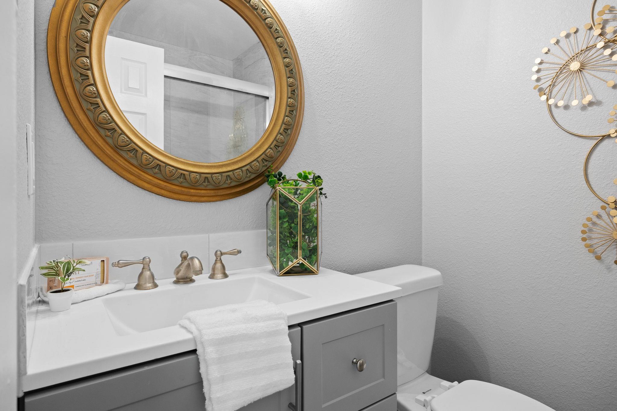 7321 Shadywood Dr, Austin, TX 78745