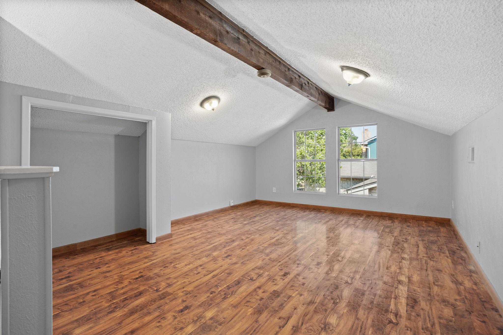 7321 Shadywood Dr, Austin, TX 78745