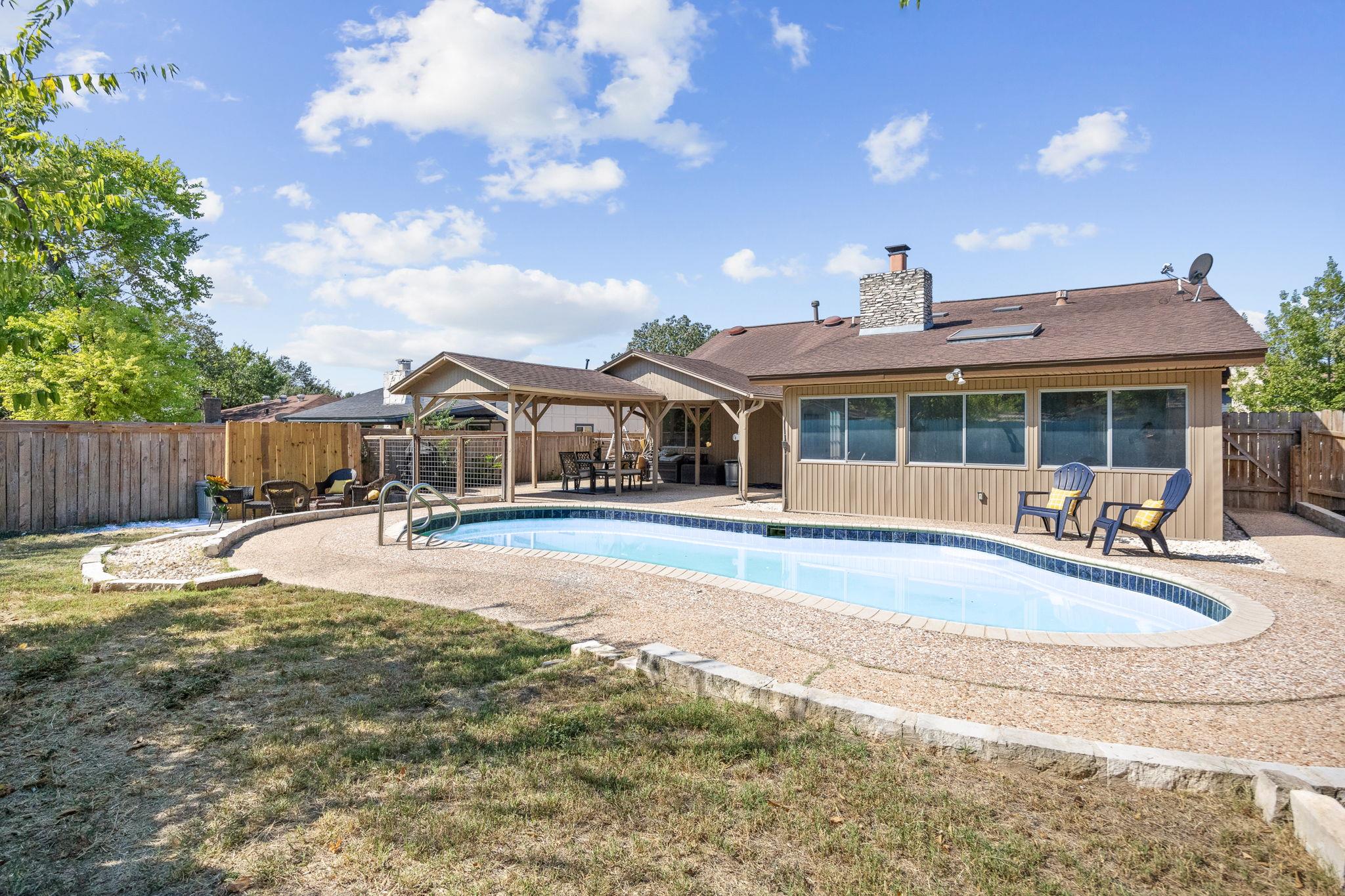 7321 Shadywood Dr, Austin, TX 78745