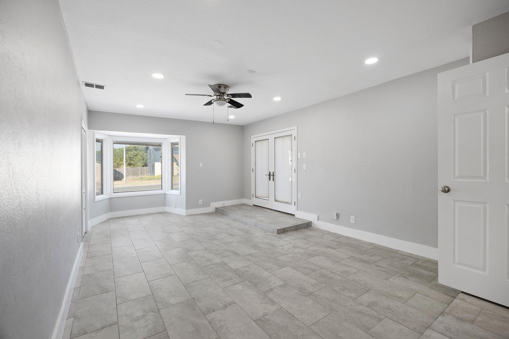 7321 Shadywood Dr, Austin, TX 78745