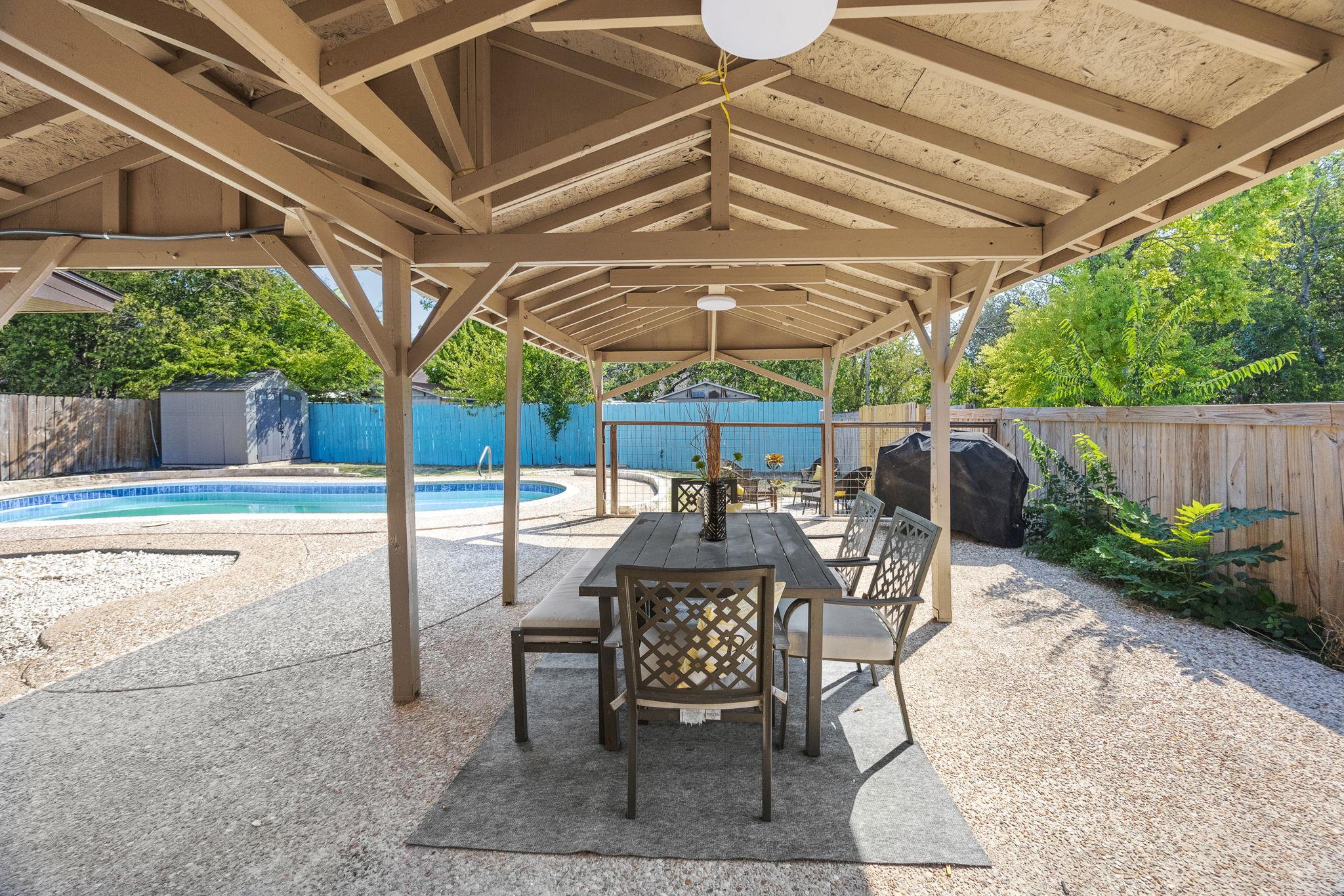 7321 Shadywood Dr, Austin, TX 78745