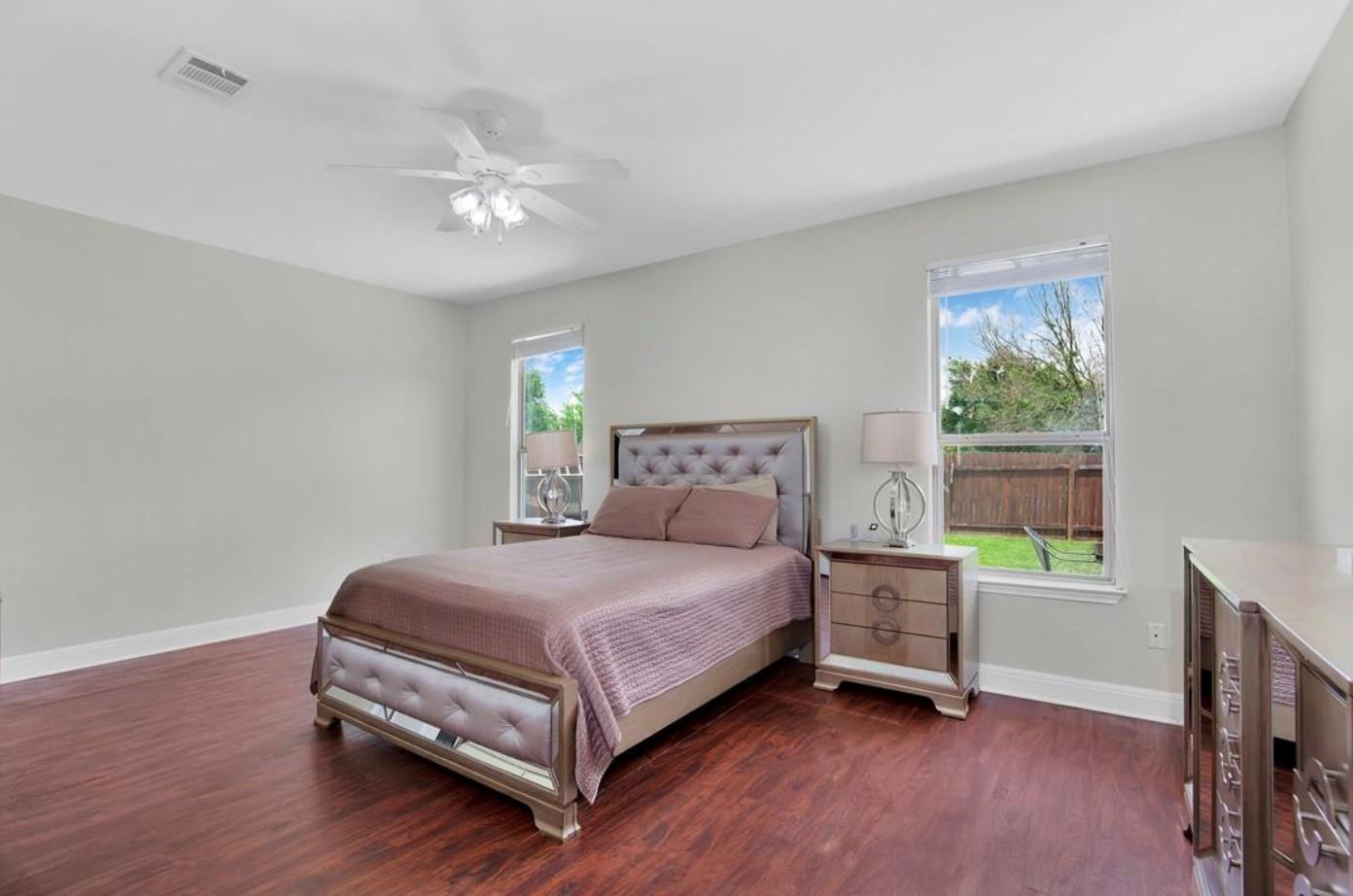 1721 E Mesa Park Cv, Round Rock, TX 78664