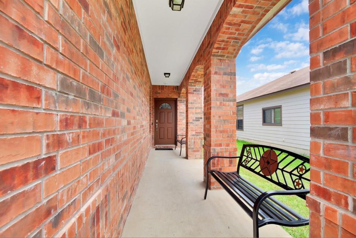 1721 E Mesa Park Cv, Round Rock, TX 78664