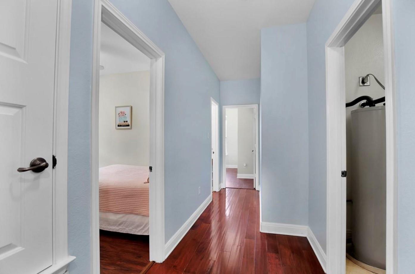 1721 E Mesa Park Cv, Round Rock, TX 78664