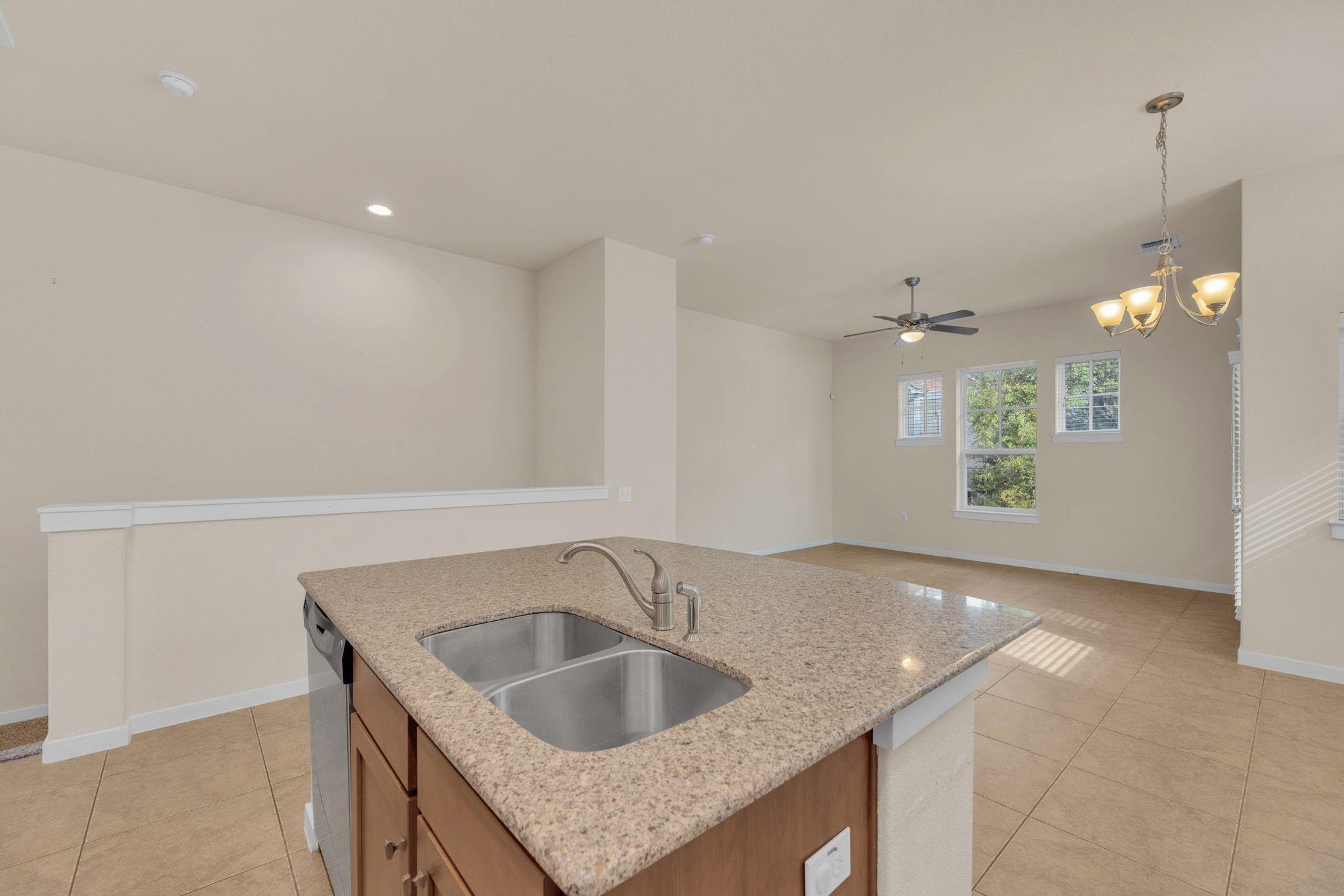 3900 Threadgill St # 21, Austin, TX 78723