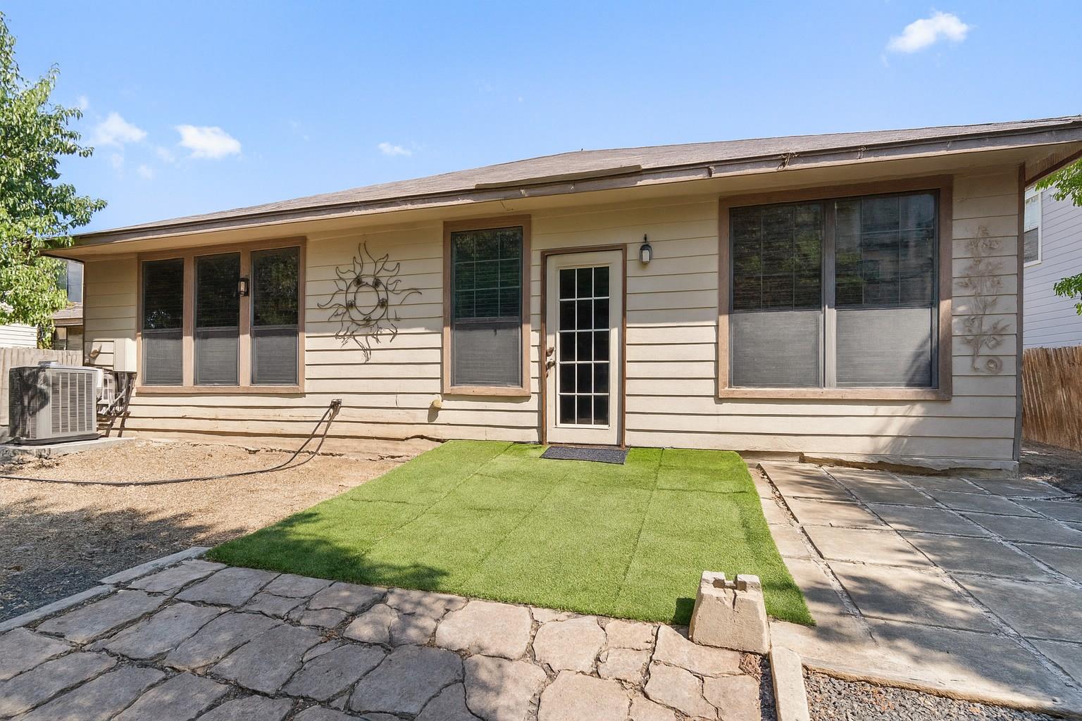 9132 Ipswich Bay Dr, Austin, TX 78747