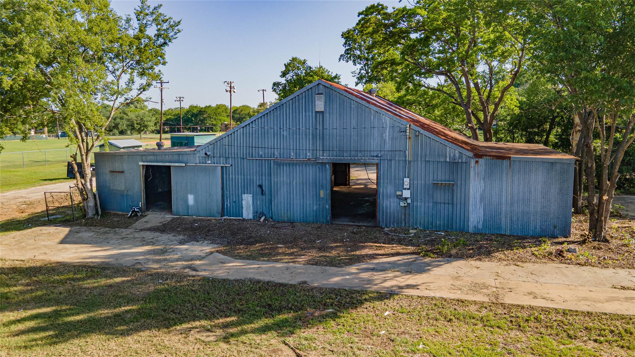 1503 W 8th Street, Caldwell, TX 77836