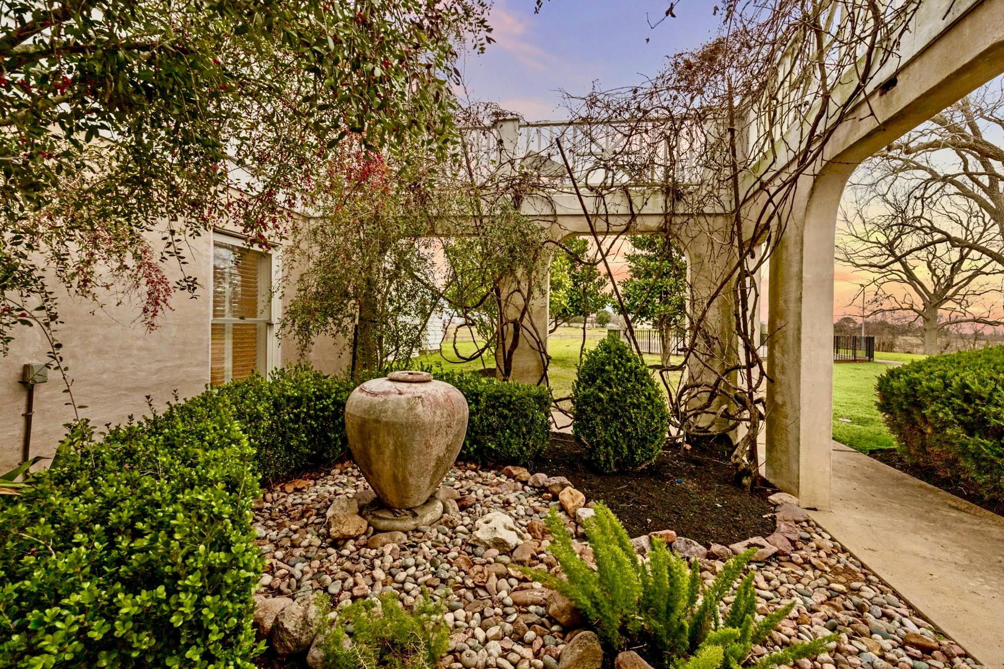 3401 US Highway 290 Highway E, Brenham, TX 77833